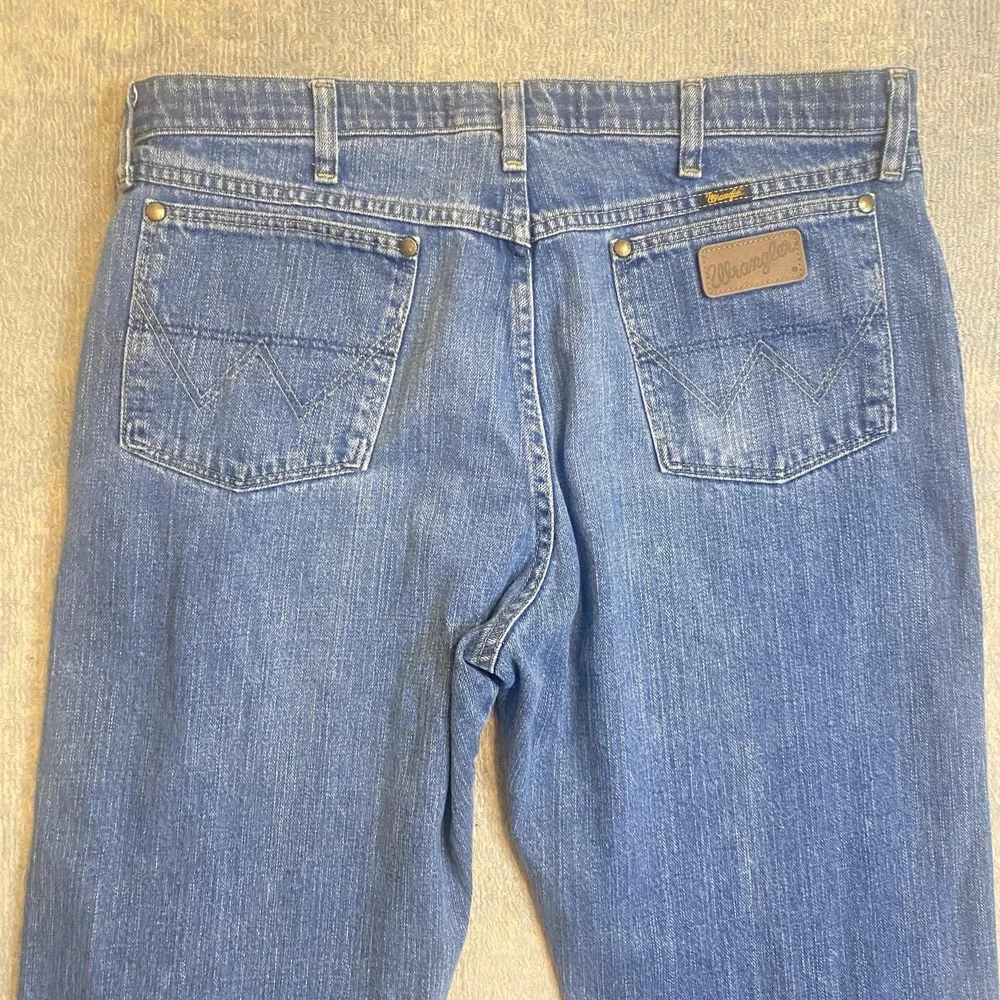 Wrangler George Strait Cowboy Cut Jeans Mens 36x30 Blue Medium Wash Denim Pants